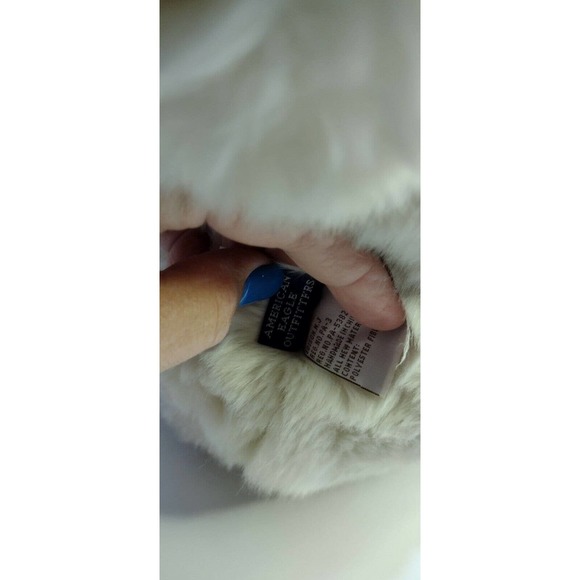 GUND American Eagle Outfitters 18" Realistic Plush Polar Bear Stuffed Animal - Picture 8 of 11